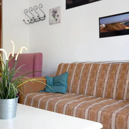 Mediterraneo 105 Apartment